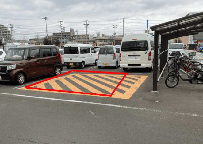 駐車場 キッチンカーの出店やテント形式のイベント実施に最適な屋外の催事イベントスペース