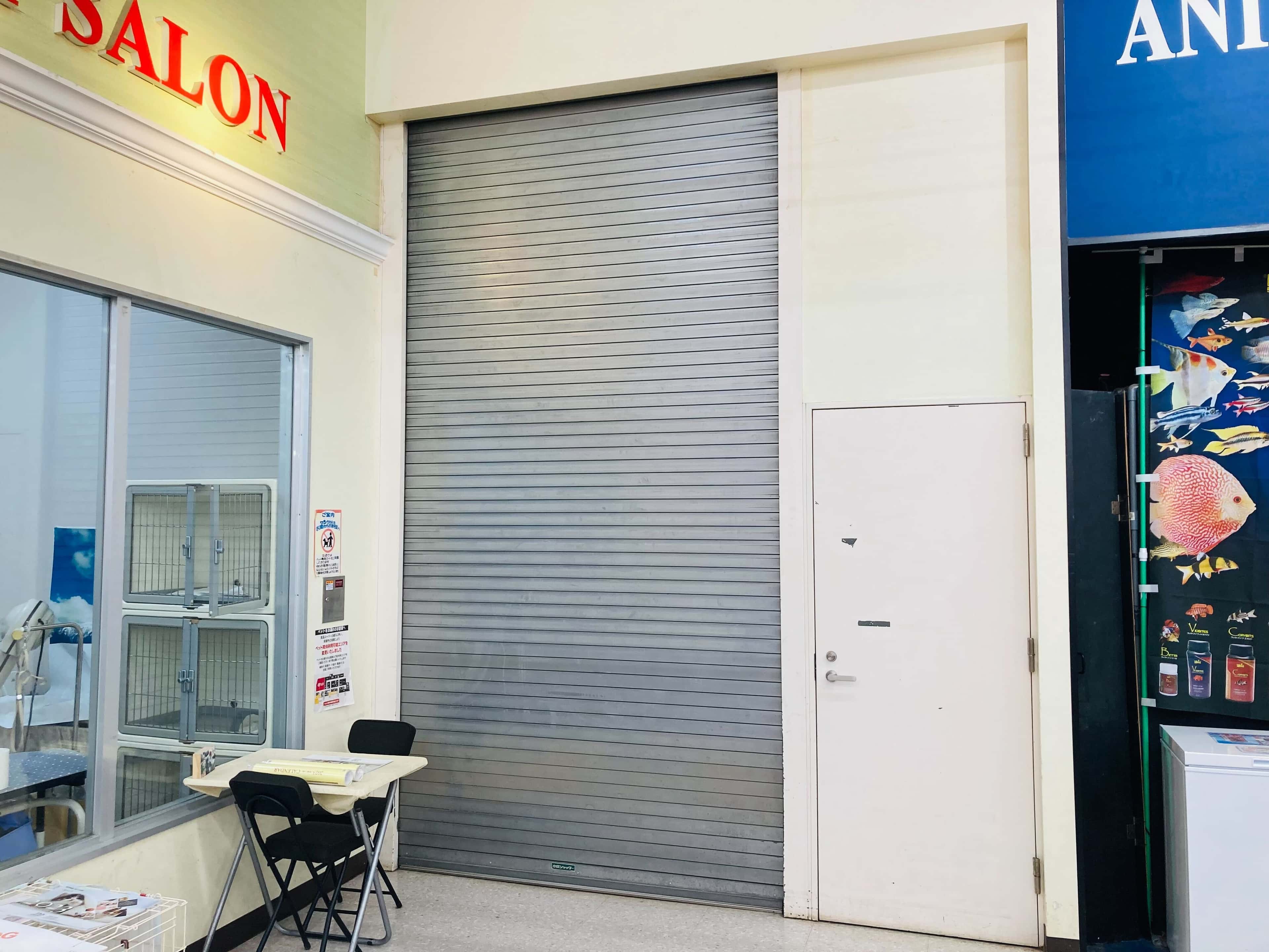 フリースペース ペット関連商材限定、ワークショップやペット撮影会、ペットの似顔絵、ペット関連イベントに利用可能なホームセンター内の催事イベントスペース