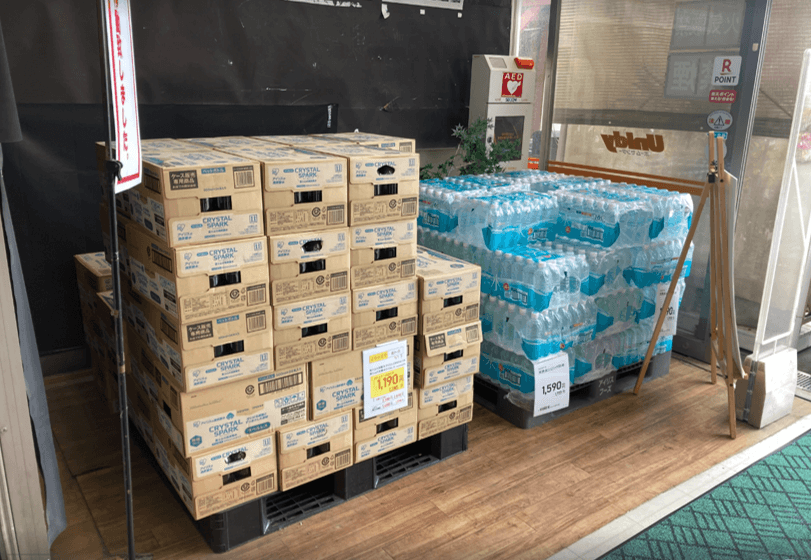 1階風除室 物販やプロモーションに最適なホームセンター内風除室の催事イベントスペース