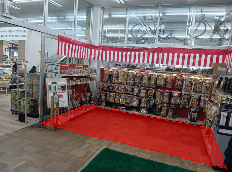 1F風除室(入口入って右)のプロモーションや食物販の出店に最適な催事イベントスペース2