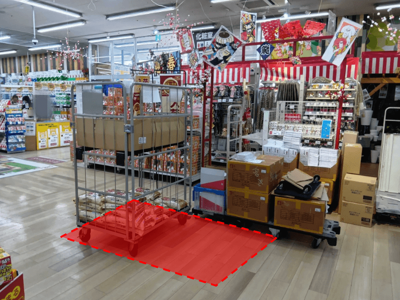 入り口付近 メイン動線前のプロモーション、食物販の出店に最適な催事イベントスペース