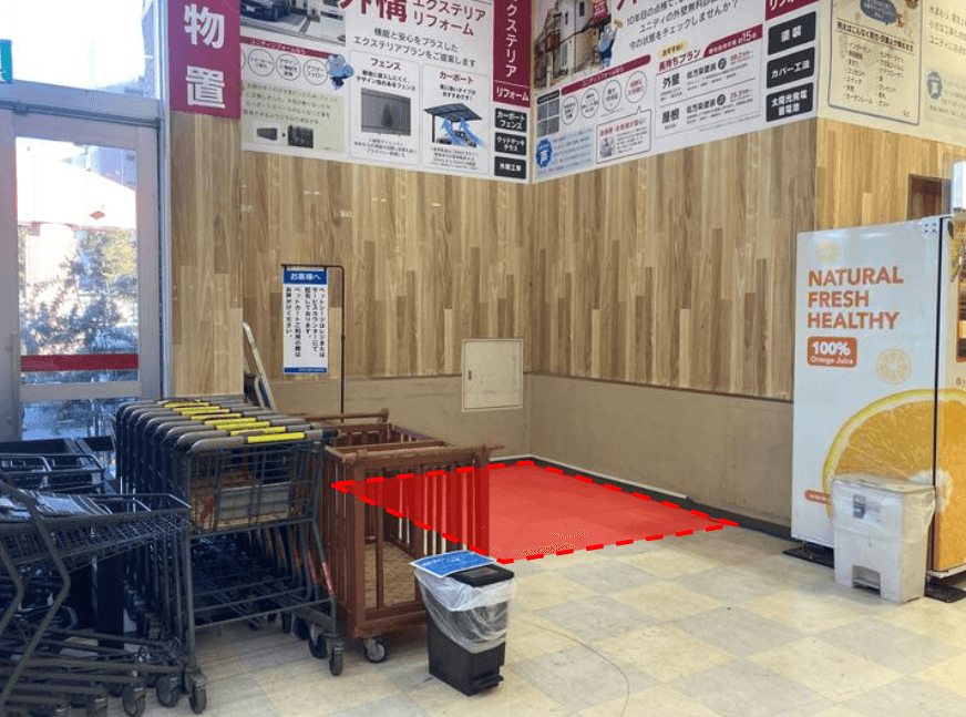 1階風除室 プロモーション・物販に最適な風除室イベントスペース2